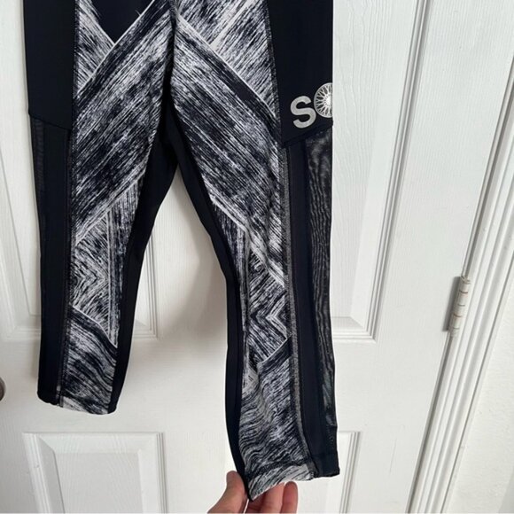 Lululemon | Heat to Street Crop Legging SoulCycle 4 - Picture 6 of 10